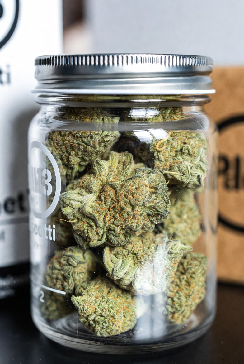 buy Biscotti Bx1 Tier 2 cannabis flower online